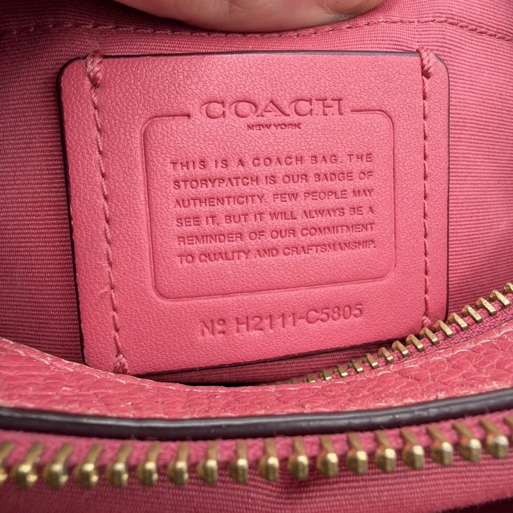 Coach C5805 Women's Crossbody 6 in - Red